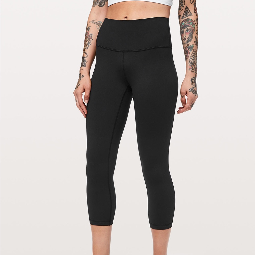 lululemon wunder under crop , black size 8